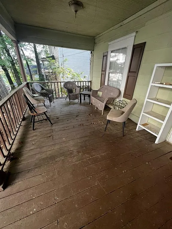 3 bed, 2.0 bath, 1440 sqft, $2,450 — Photo 4