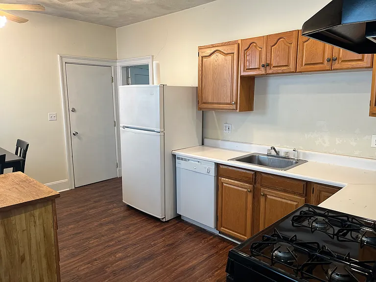 165 F St #1 — Photo 3