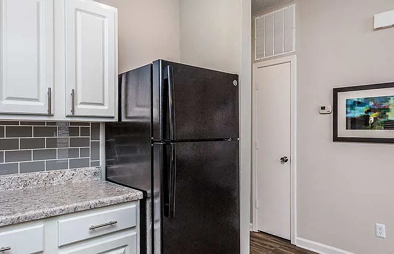 The Gregory North and South Apartment Homes — Photo 32