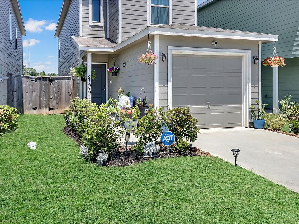 1st image of 21579 Carosella Dr