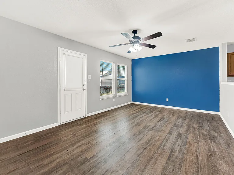 4613 Mountain Oak St — Photo 8