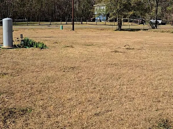 150 County Road 6774, Dayton, TX 77535