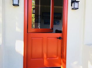 995 Paloma Rd, Del Rey Oaks, CA 93940