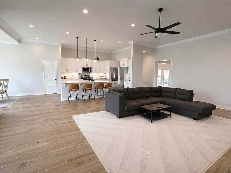 207 Nellie Faye Ln — Photo 11