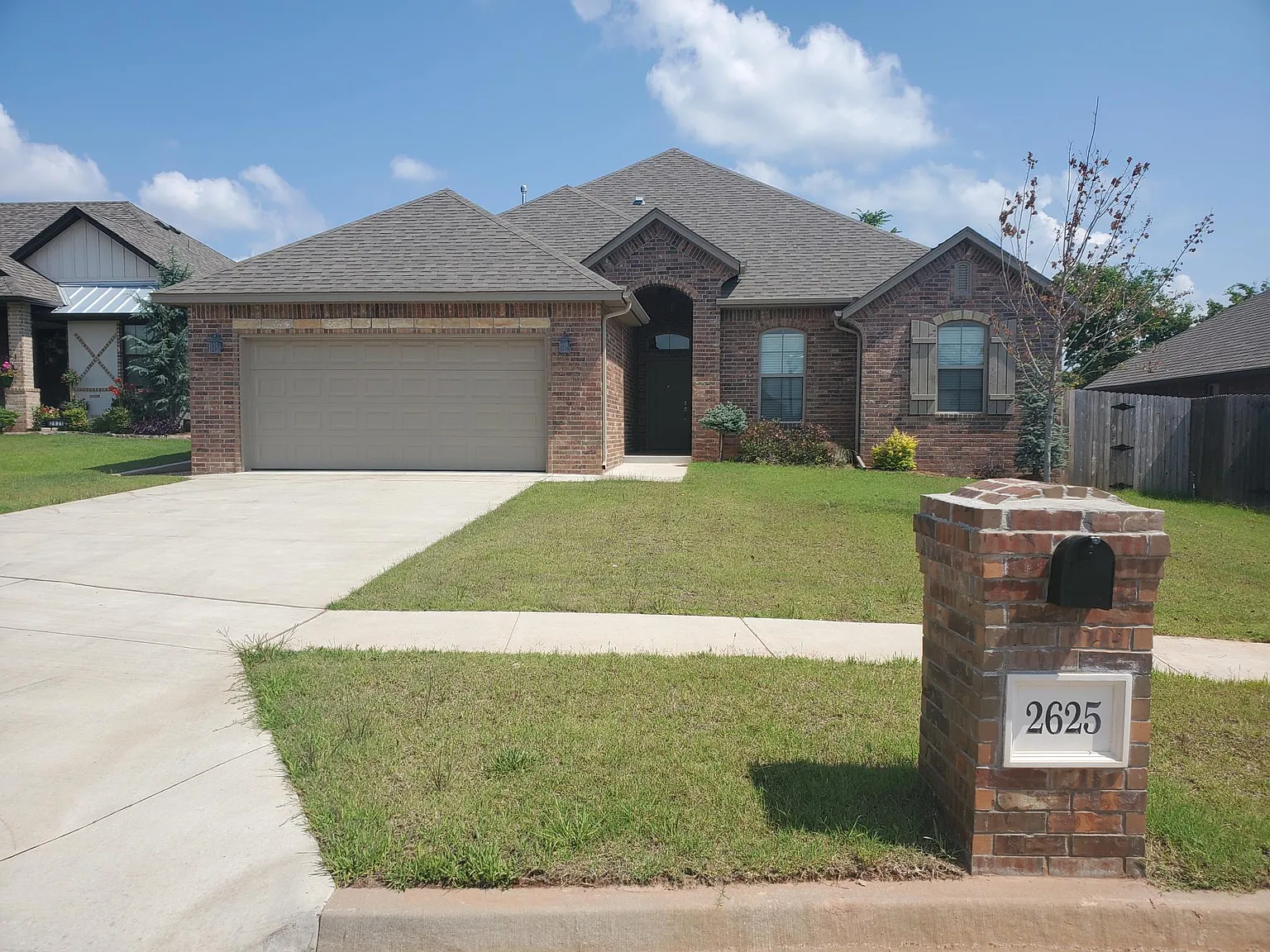 4 bed, 1987 sqft, $2,500 — Photo 1