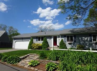 30 Grandview Dr, Plymouth, MA 02360