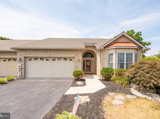 107 Whippoorwill Ln, Falling Waters, WV 25419