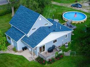 103 E 3rd St, Orient, IA 50858