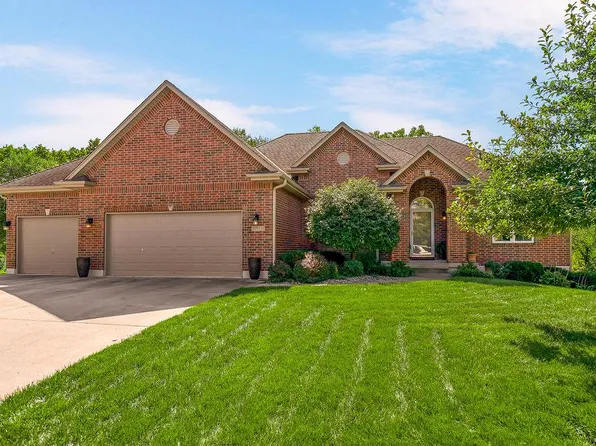 1714 SW 24th St, Blue Springs, MO 64015