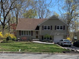 132 Vreeland Ave, Bloomingdale, NJ