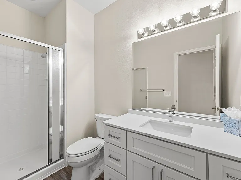 560 Diana Ave — Photo 26