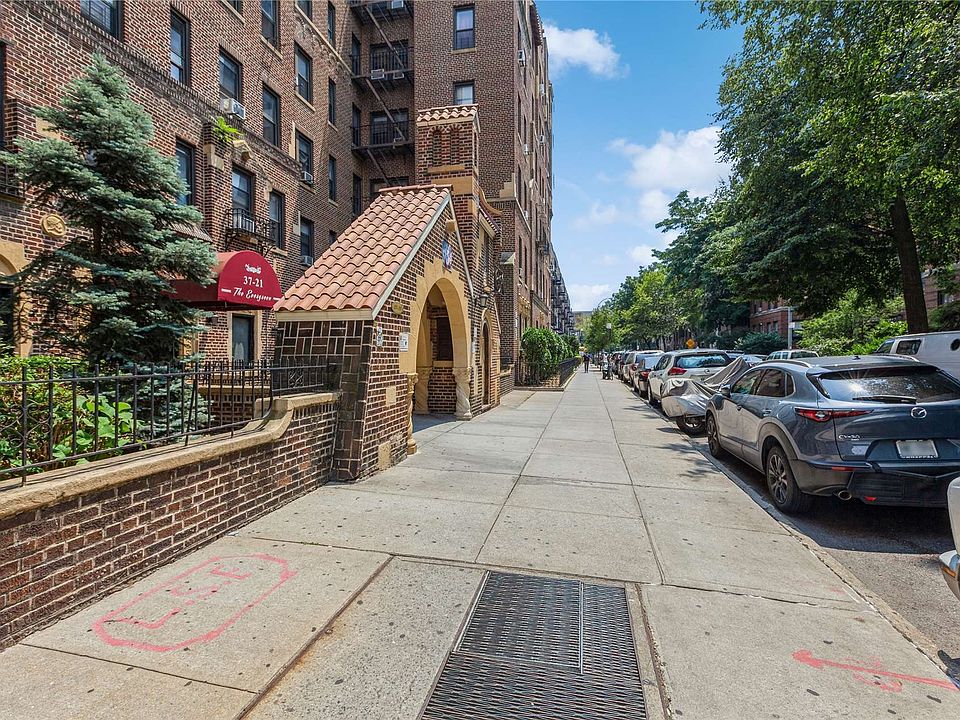 The Evergreen 3721 80th St Jackson Heights, NY Zillow Apartments