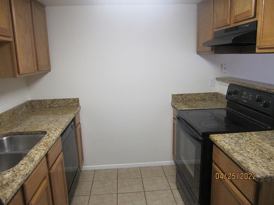 kitchen with granite counter tops
