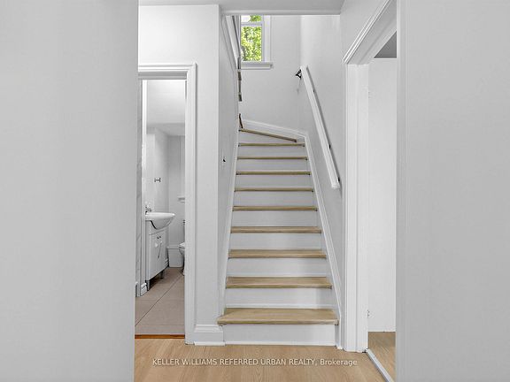 5th image of 32 Granlea Rd