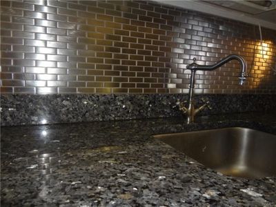 3255 Randall Ave APT 2F, Bronx, NY, 10465