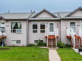 622 E 3rd St, Strathmore, AB T1P1S3