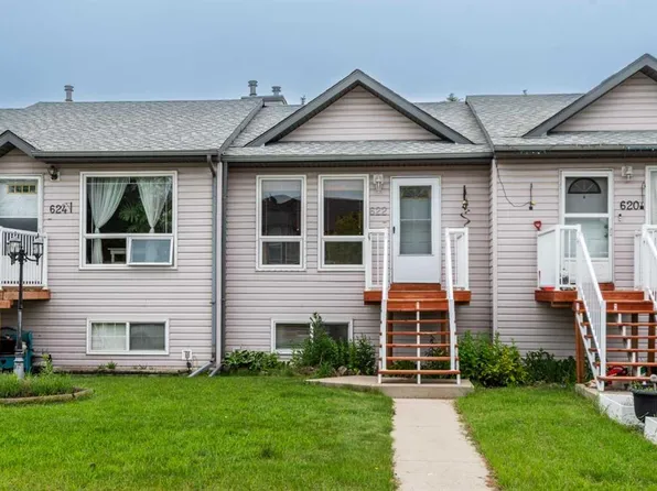 622 E 3rd St, Strathmore, AB T1P 1S3