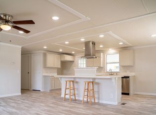 138 Hibiscus Dr, Leesburg, FL 34788