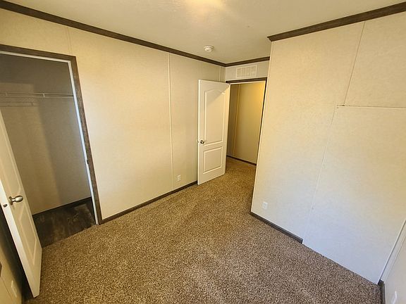 3rd image of 516 Courtland Ln #385