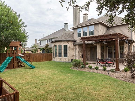 2nd image of 7808 Royal Gorge Ln