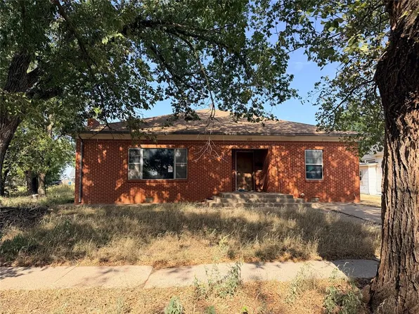 402 N Temple St, Cordell, OK 73632