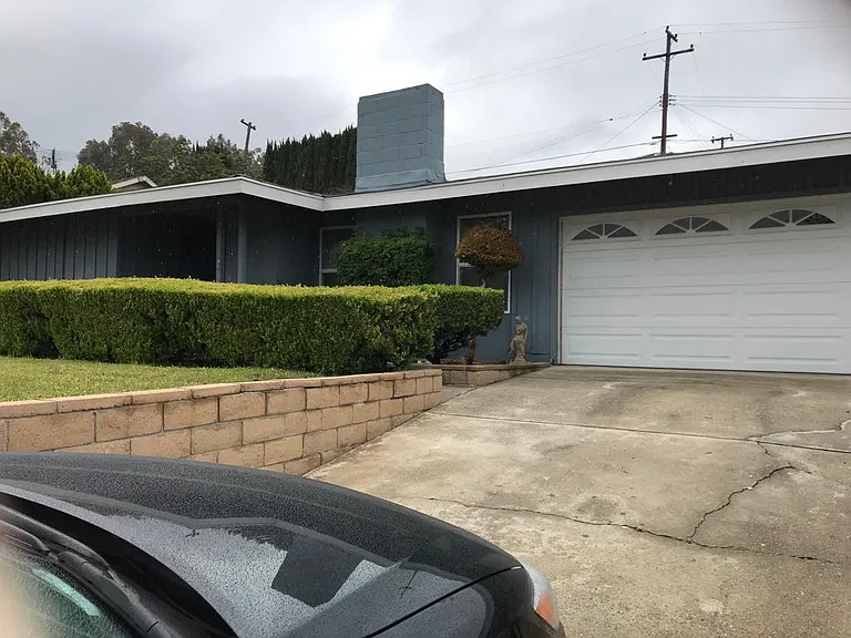 21313 Fountain Springs Rd — Photo 2