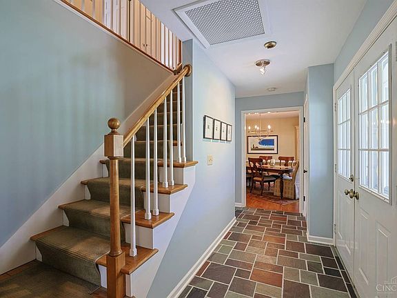 5th image of 5572 Kingsbury Rd