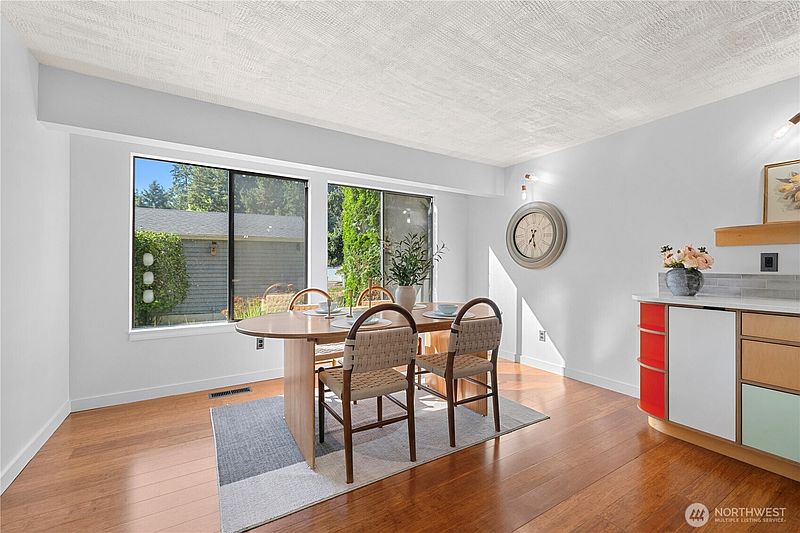 4th image of 11706 NE 105th Court