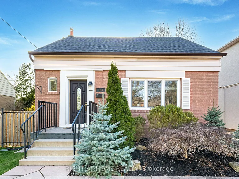154 Martin Grove Rd — Photo 2