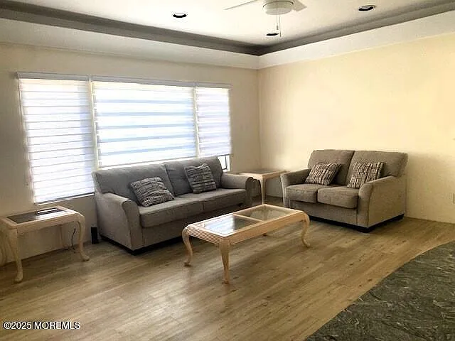 117 Brighton Ave — Photo 9