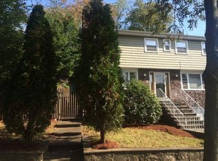 23 Mohawk Rd, Marblehead, MA 01945