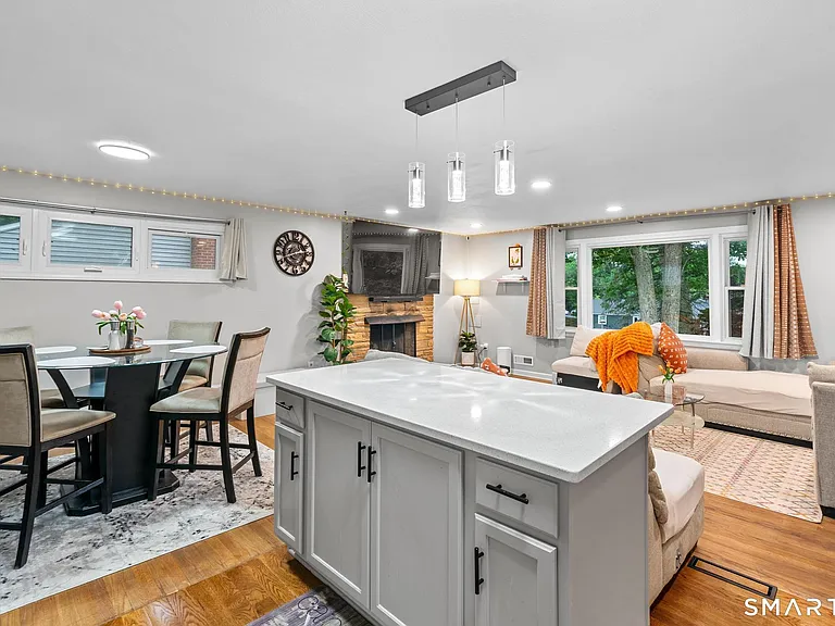 128 Forest Dr — Photo 5
