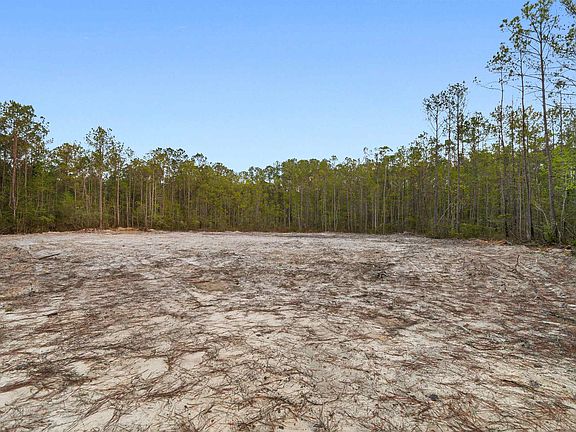 5th image of 835 Indian Hut Rd.