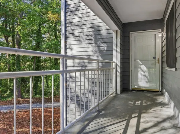 805 Northlake Dr, Anderson, SC 29625