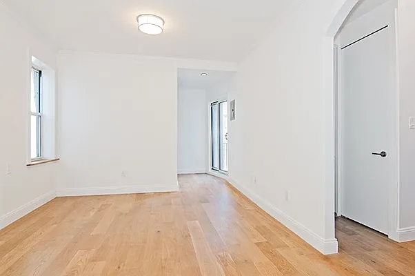 Rented by Bold New York | media 6