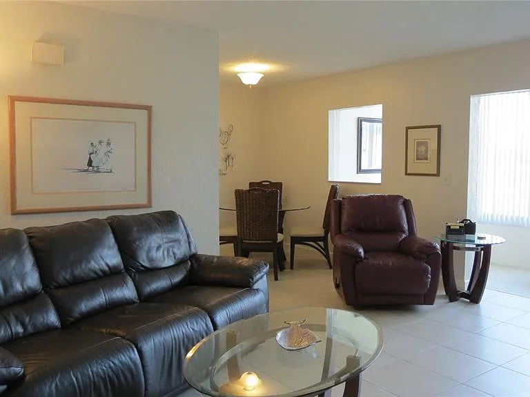 7193 W Country Club Dr N #138 — Photo 2