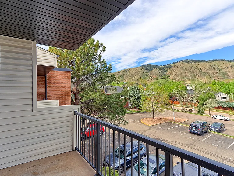 1400 Golden Cir #311 — Photo 37