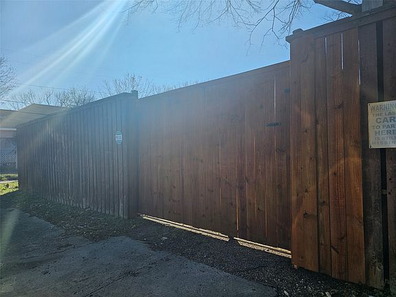 4th image of 115 S Saint Mary Ave