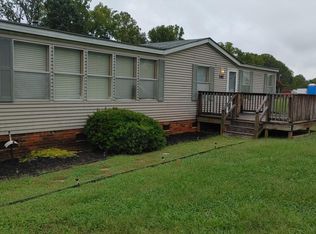 141 Hickory Nut Dr, Statesville, NC 28677