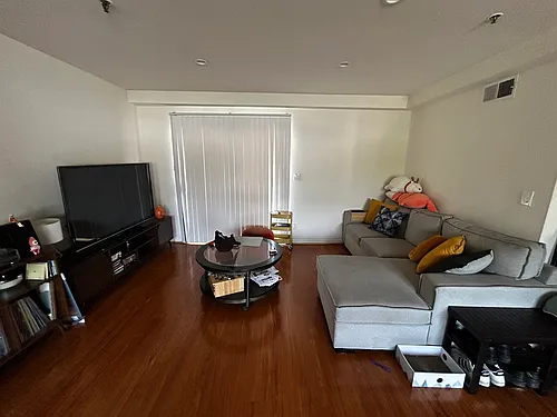 1173 Justin Ave #6 Photo 1