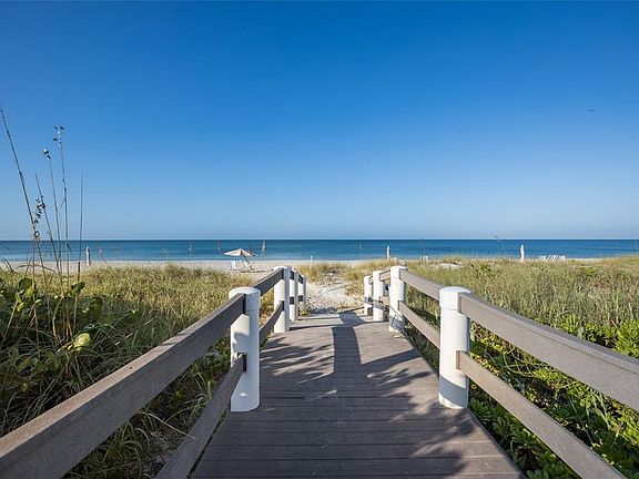 2nd image of 1095 GULF OF MEXICO DRIVE #102