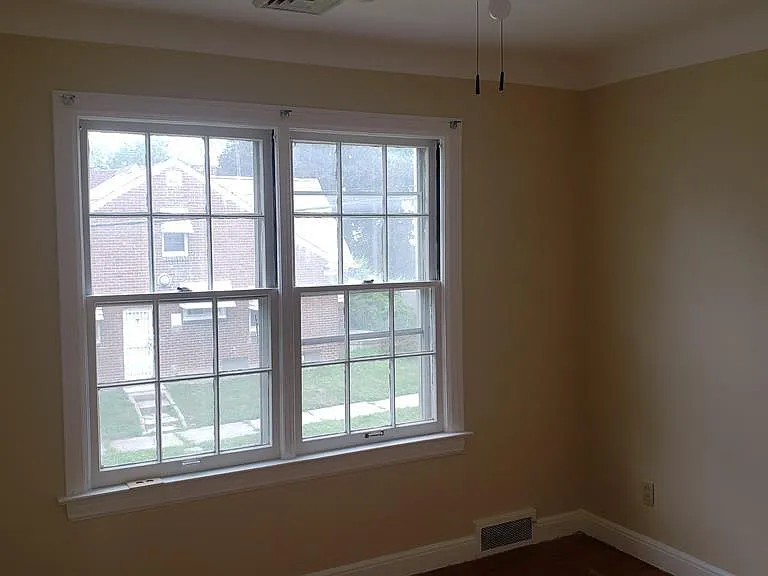 16217 Greenview Ave — Photo 7