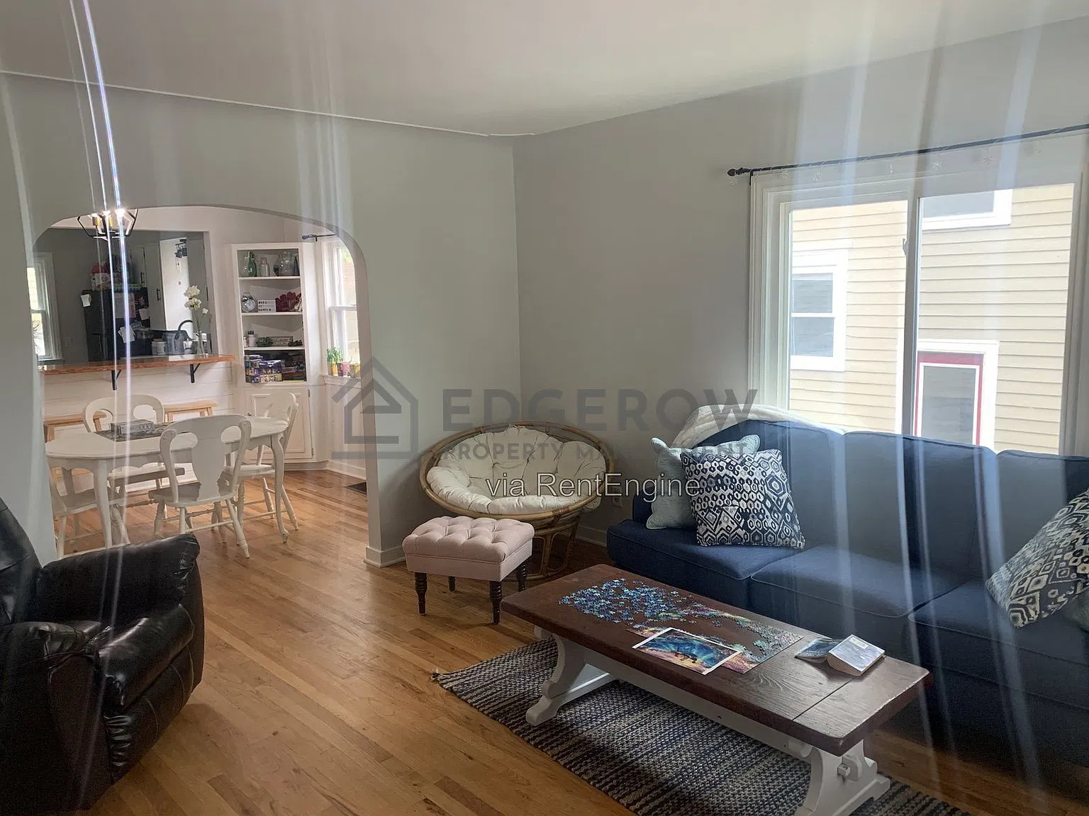 3 bed, 2.0 bath, 912 sqft, $2,150 — Photo 2