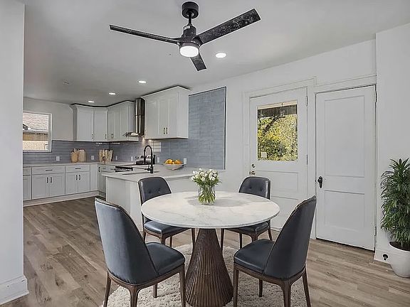 4th image of 2643 Ocosta Ave