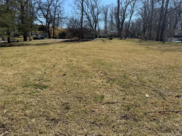 60 Locust Grove, Rhinebeck, NY 12572