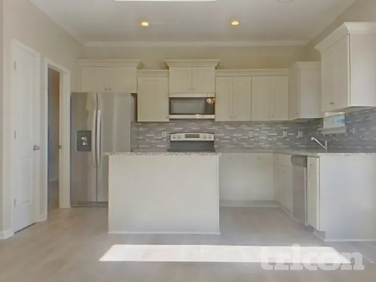 228 Fieldcrest Dr — Photo 5