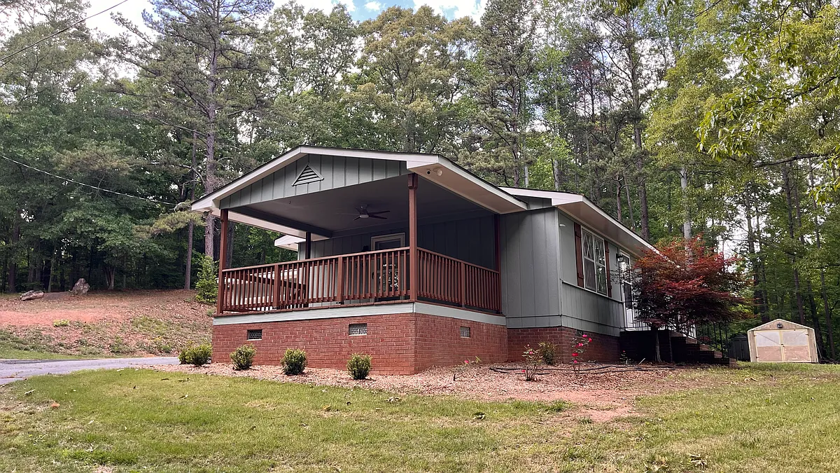 Building Photo - 3002 George Lewis Ln