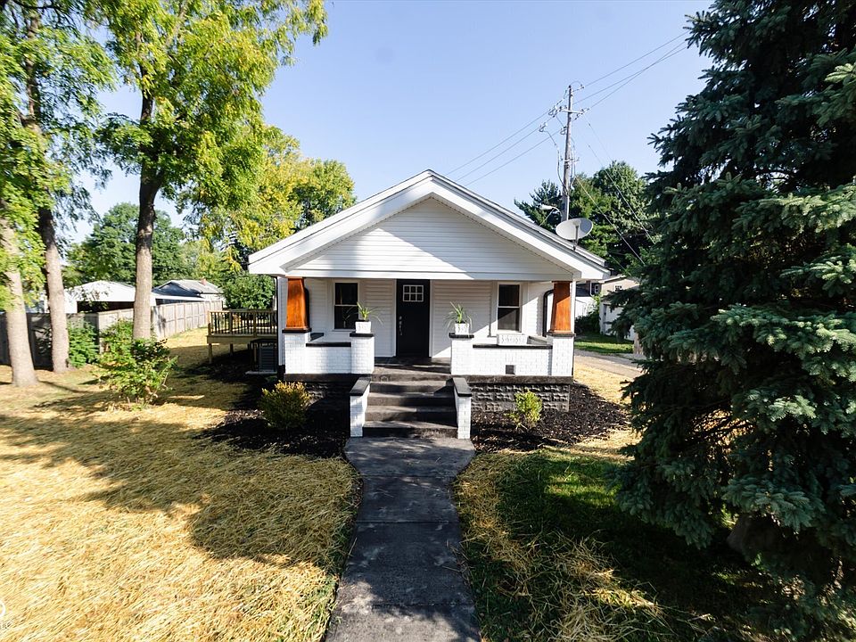 1st image of 1318 Lawrence Ave