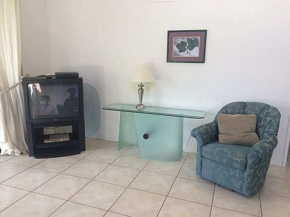 5th image of 3024 Regency Dr N