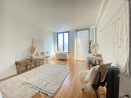 Rented by Dream Space Realty | media 13